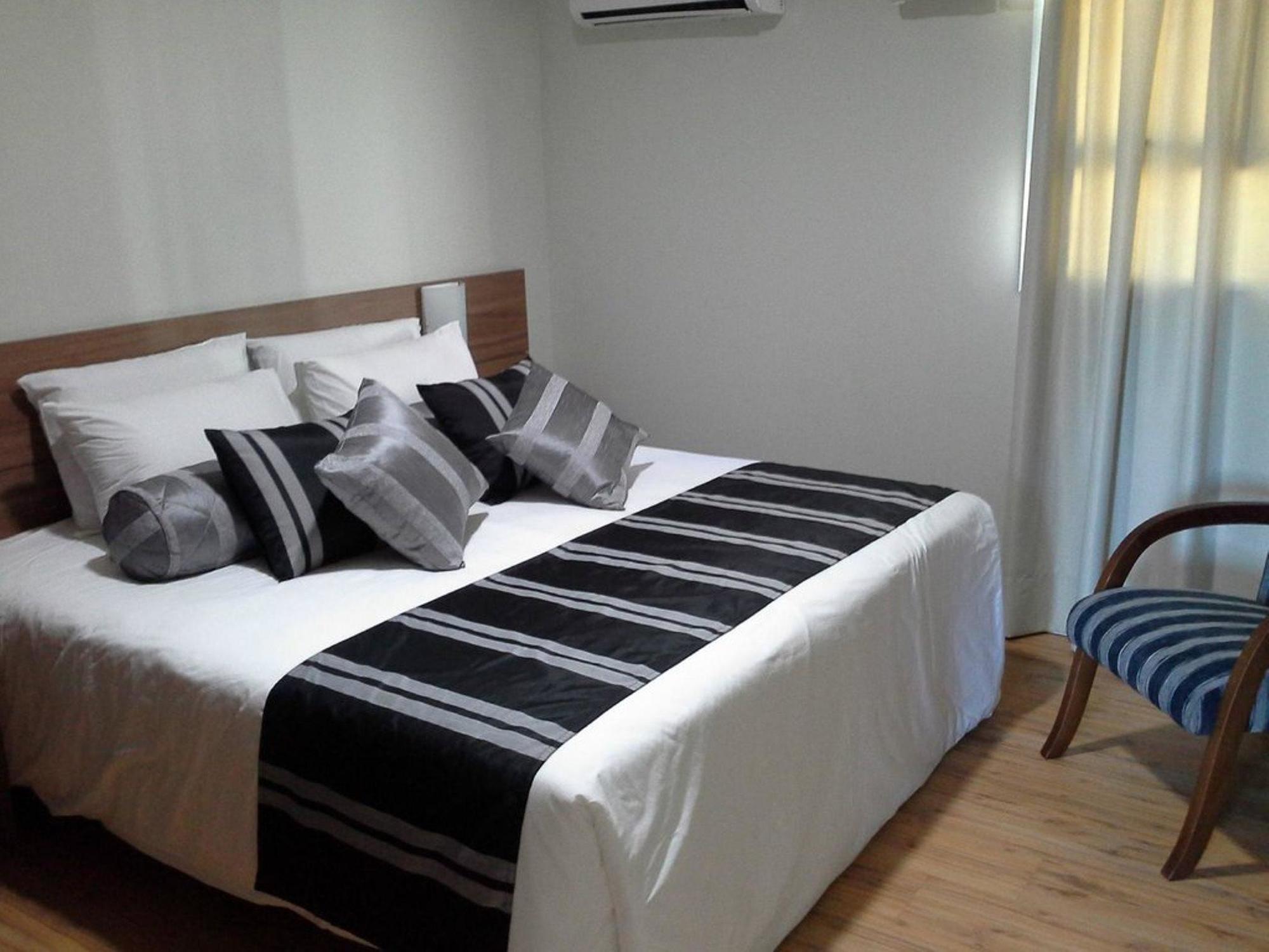 Hotel Acores Premium- 5 Minutos Do Moinhos De Vento 3*